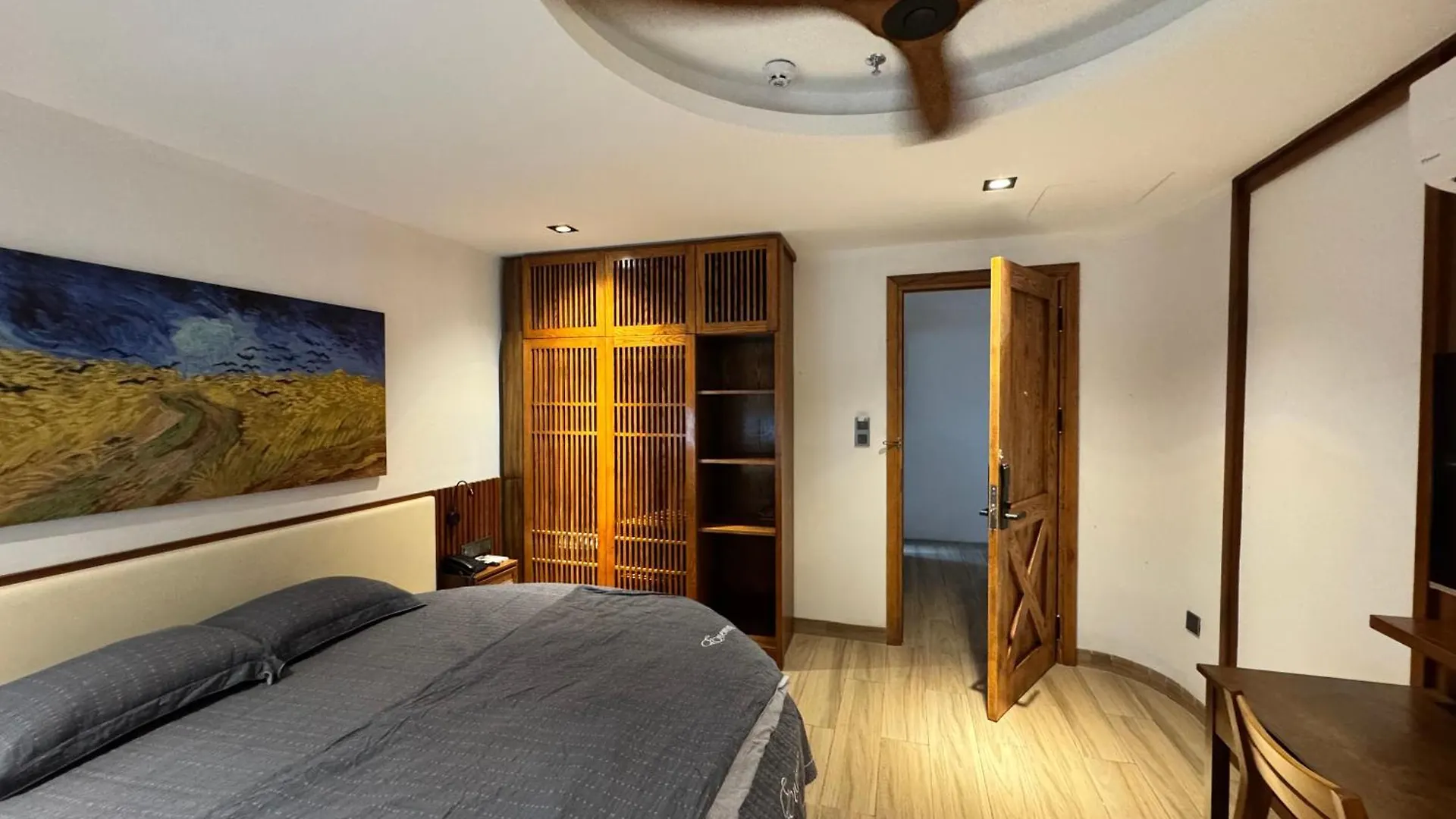 Luk Inn Hotel - An Thuong, Da Nang Vietnam